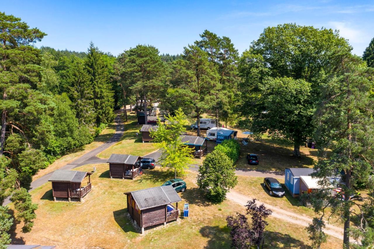 Hotel Camping Du Lac Marcillac-la-Croisille Exterior foto