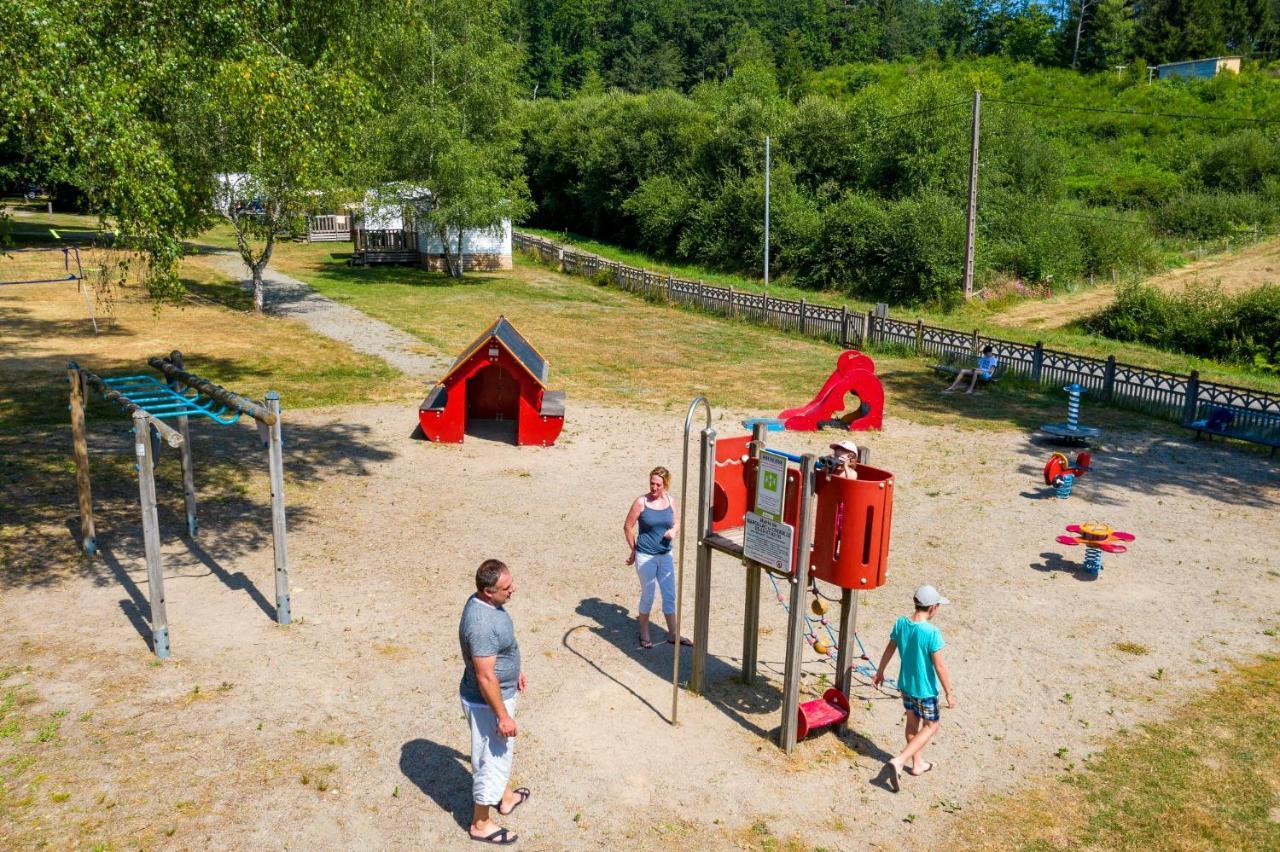 Hotel Camping Du Lac Marcillac-la-Croisille Exterior foto