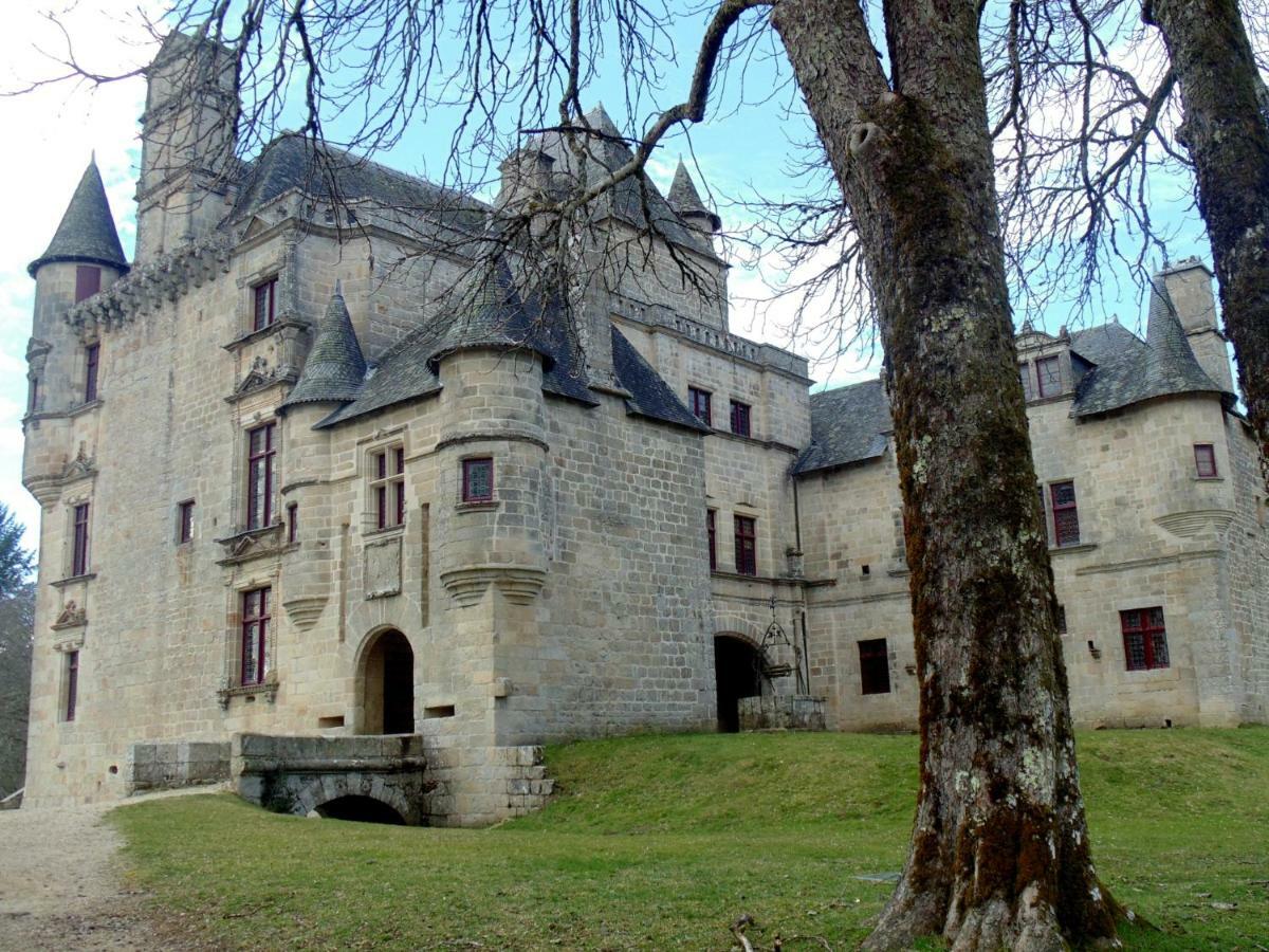 Hotel Camping Du Lac Marcillac-la-Croisille Exterior foto