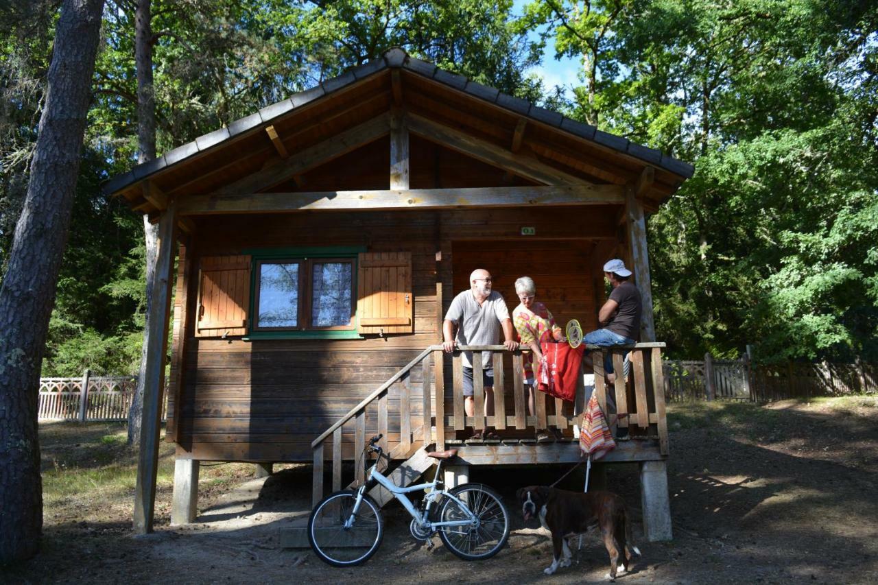 Hotel Camping Du Lac Marcillac-la-Croisille Exterior foto